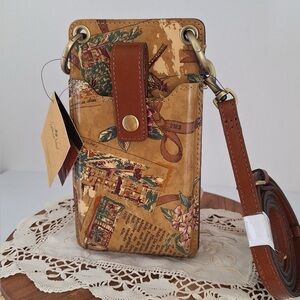 🎉LAST PIECE 🎉PATRICIA NASH Leather Farleigh Tooled Phone Crossbody European trip